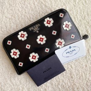 Prada Flower Applique wallet